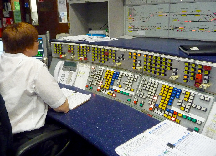 Victoria Line Control Desk
